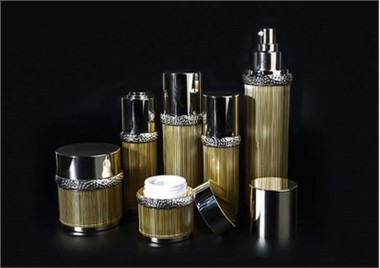 Cosmetics 50ml Gold Airless Pump Bottle