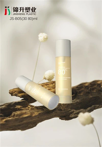 Прозрачна безвъздушна бутилка с помпа